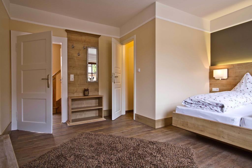 Hotel Sankt Annagut Burrweiler Habitación foto